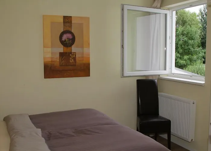 In Den Wiesen * أورانينبورغ